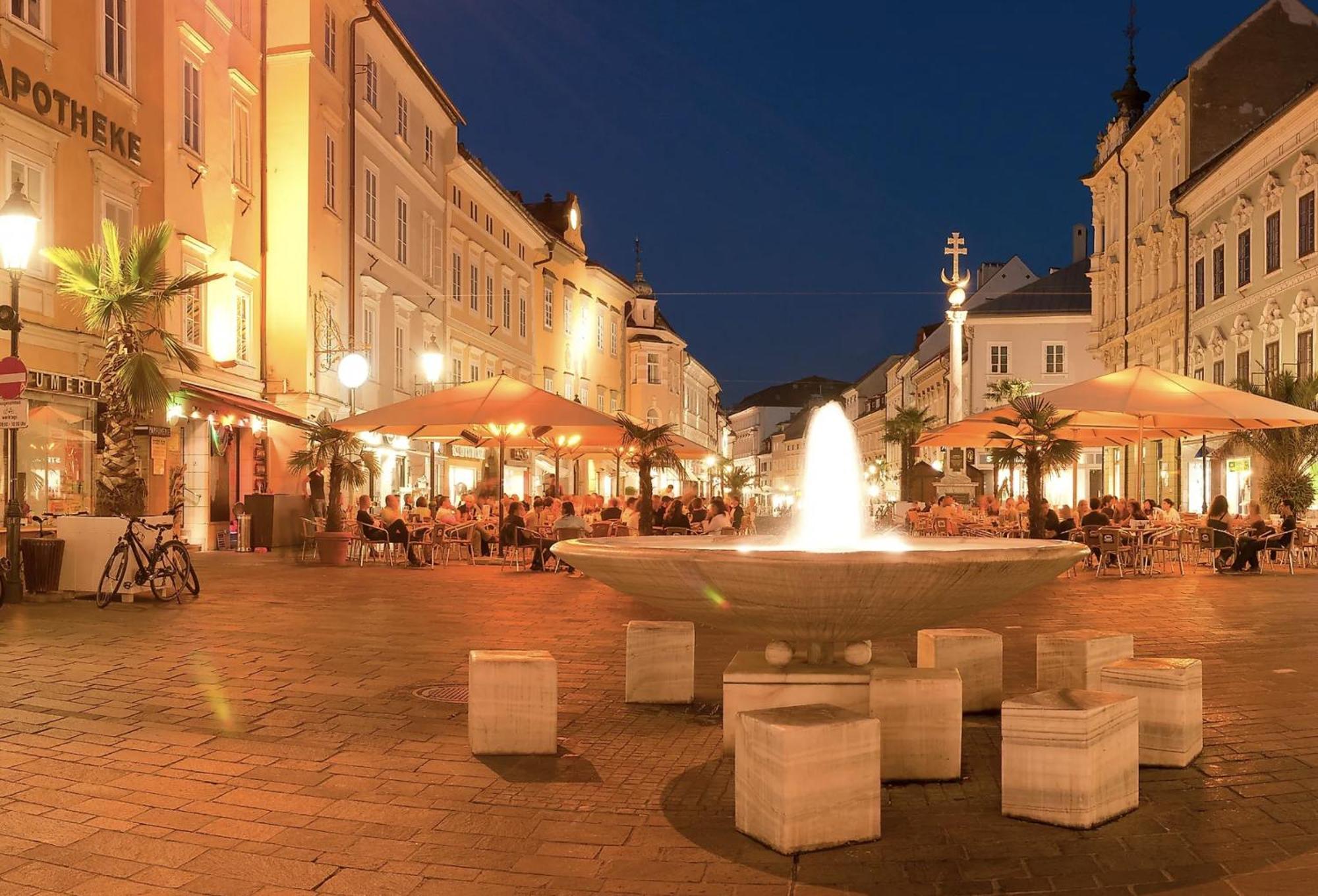 Cityhotel Am Domplatz Self-Checkin Klagenfurt am Woerthersee Exterior photo