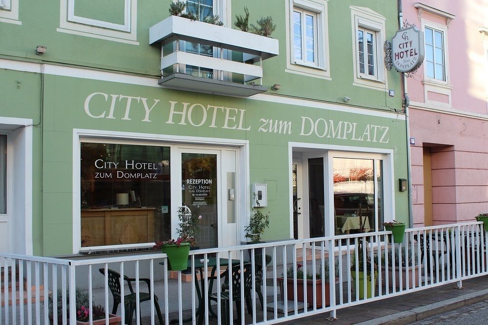Cityhotel Am Domplatz Self-Checkin Klagenfurt am Woerthersee Exterior photo